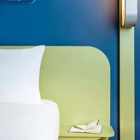 فندق Ibis Budget سيسترون