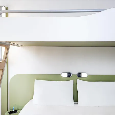 Ibis Budget 2* سيسترون