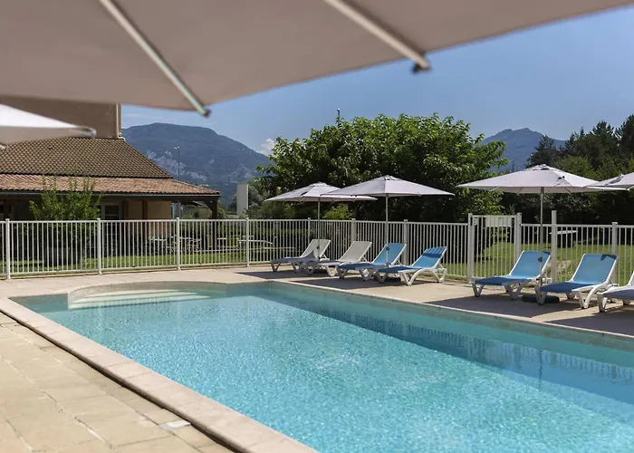 Ibis Budget Hotel 2*