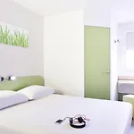 Ibis Budget Hotel 2*