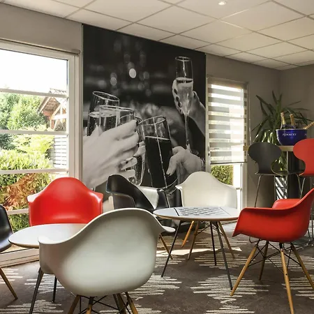 酒店 锡斯特龙宜必思快捷酒店