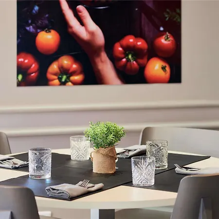 Ibis Budget 2* Систерон