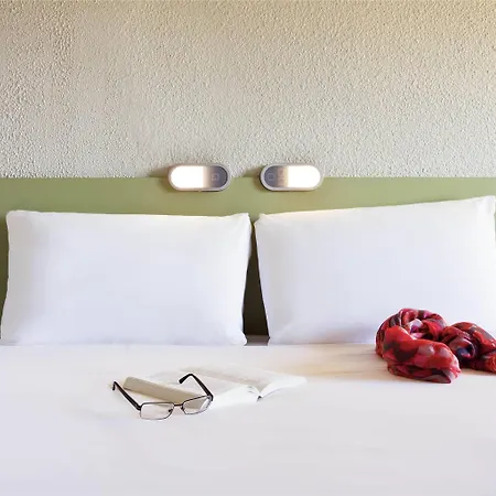 Ibis Budget מלון סיסטרון