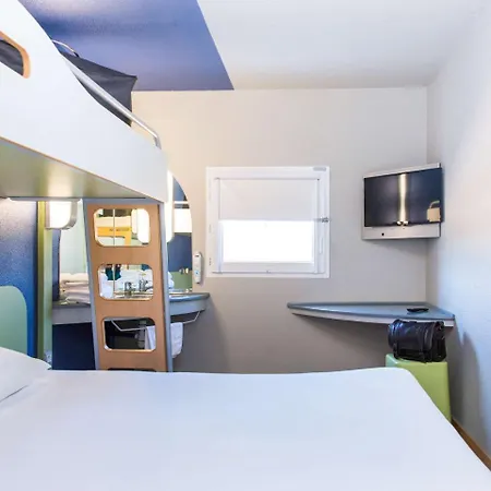 锡斯特龙宜必思快捷酒店